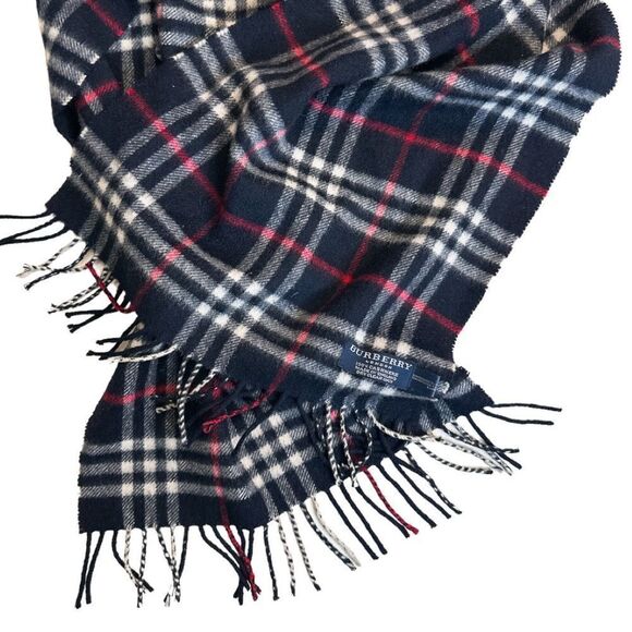 BURBERRY Nova Check Cashmere Scarf - Picture 2 of 10